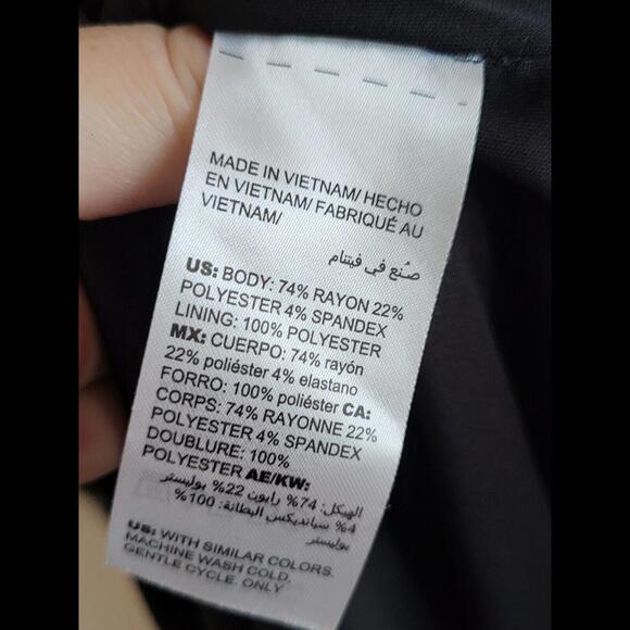 Chicos Dress Size 1 Grey Medium 8 - 10 Stretchy 3/4 Sleeves Assymetrical Hem - Picture 3 of 8